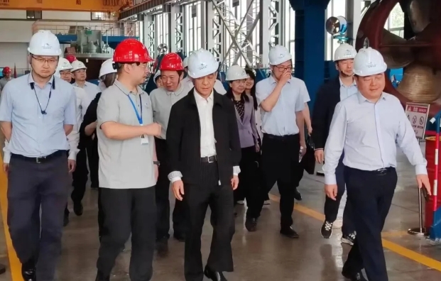 共筑海洋强国梦—上海市经信委与安徽省工信厅领导莅临倍豪船舶考察指导